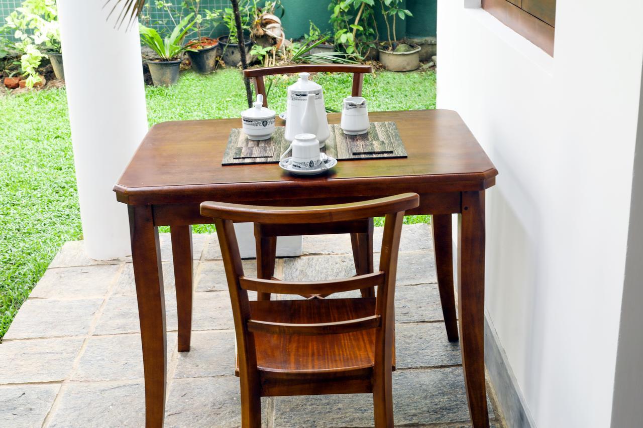 Knight Inn - Galle Fort Dış mekan fotoğraf