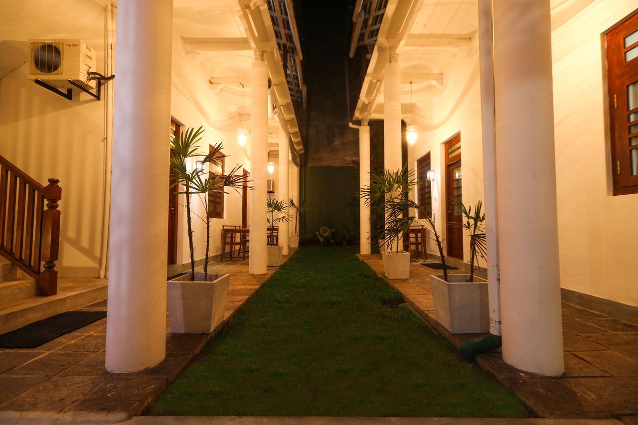 Knight Inn - Galle Fort Dış mekan fotoğraf