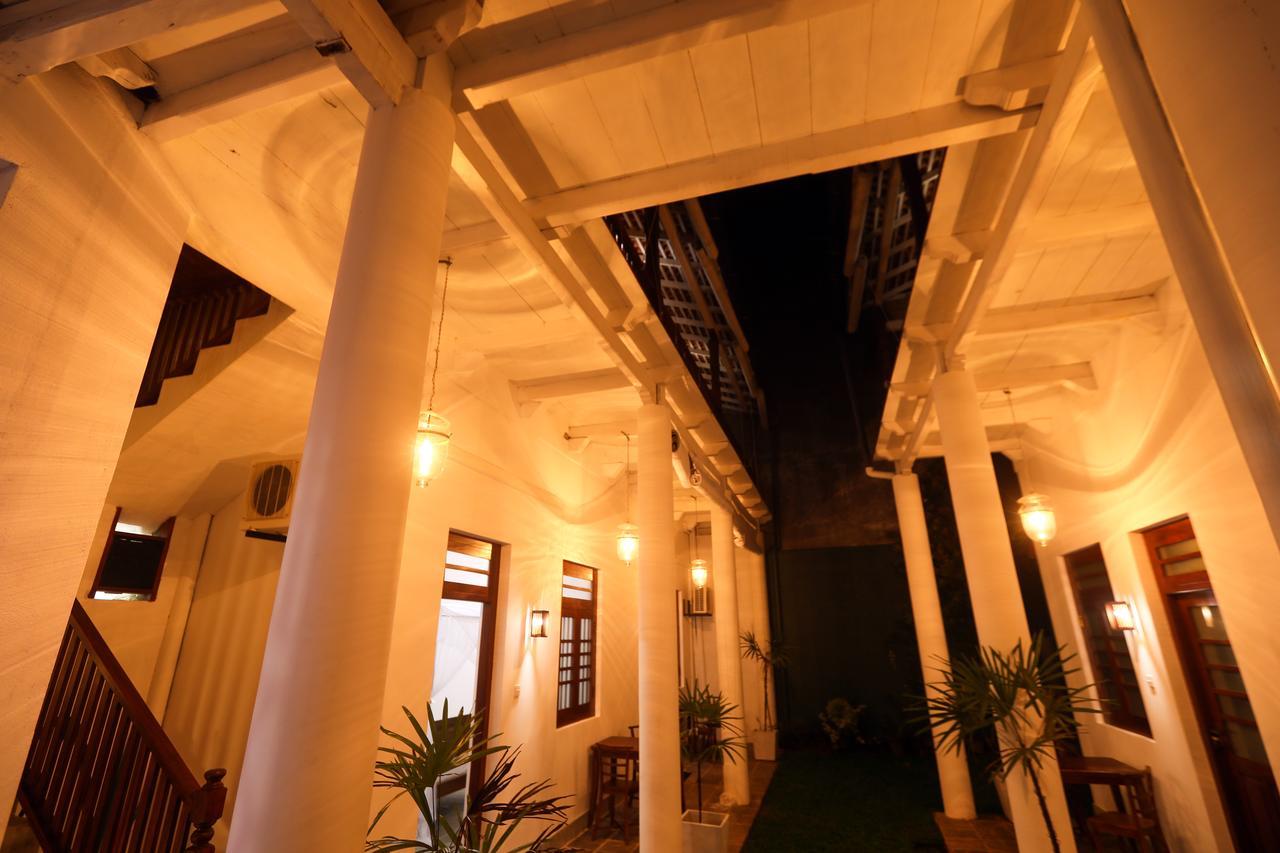 Knight Inn - Galle Fort Dış mekan fotoğraf
