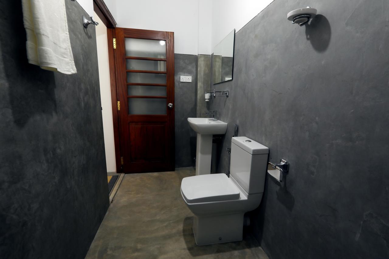 Knight Inn - Galle Fort Dış mekan fotoğraf